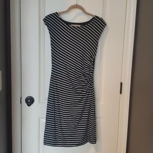 Casual, classic Loft dress